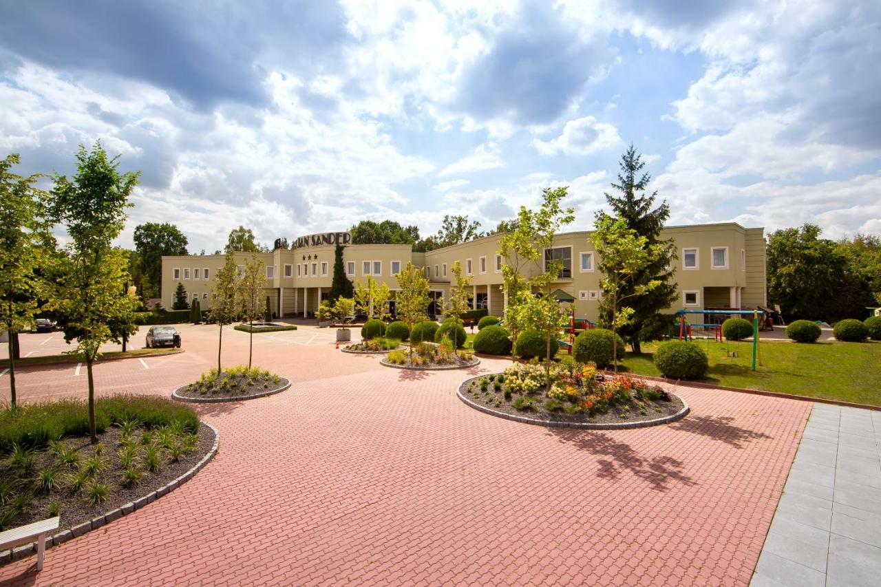 Hotel Jan Sander Aleksandrów Łódzki Kültér fotó